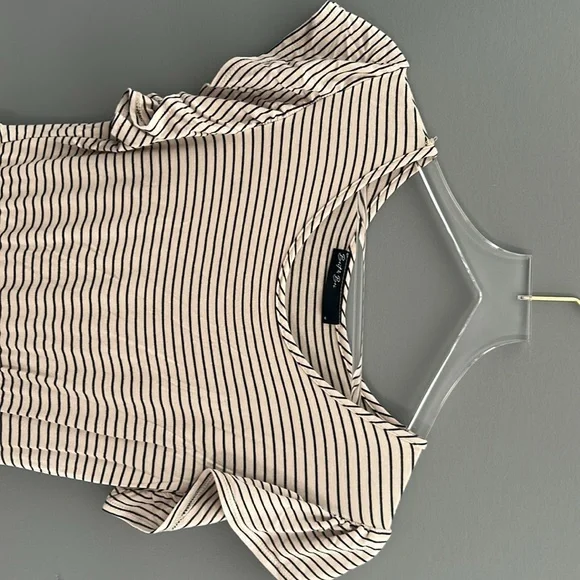 Striped Ruffle Sleeve Dress - Picture 4 of 4